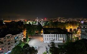 Grand Lux Apartments